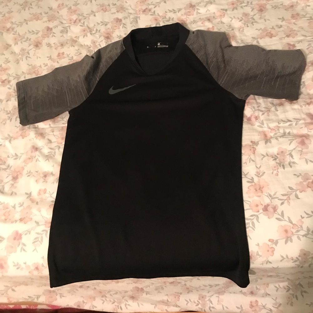 Nike Dri-fit Sports Shirt